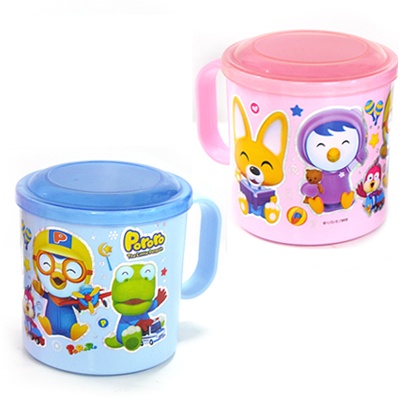 Cốc uống nước có nắp Pororo hình 2